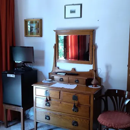 Podere Tre Cipressi Aparthotel