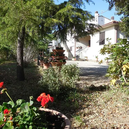 Aparthotel Podere Tre Cipressi Campiglia Marittima