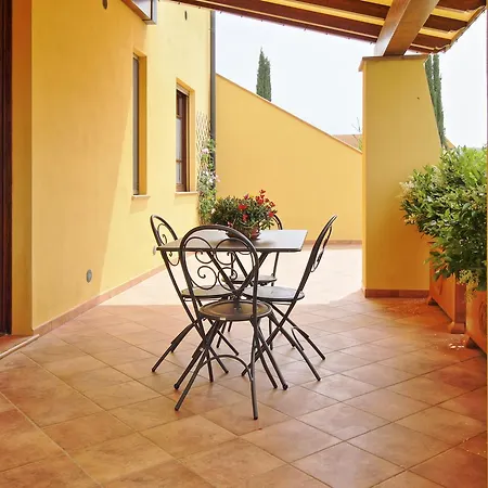 Podere Tre Cipressi Aparthotel