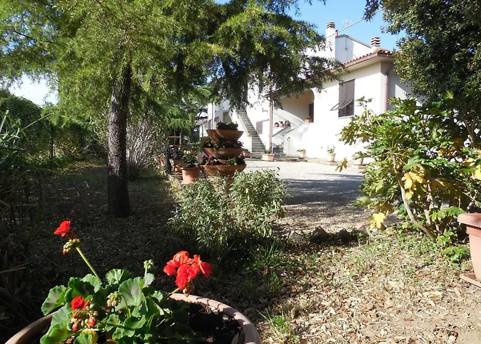 מלון דירות Podere Tre Cipressi קמפיליה מריטימה