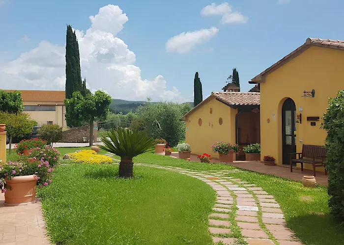 Podere Tre Cipressi 3* קמפיליה מריטימה