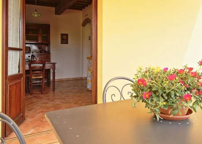 Podere Tre Cipressi מלון דירות