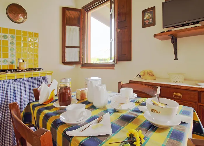 מלון דירות Podere Tre Cipressi קמפיליה מריטימה