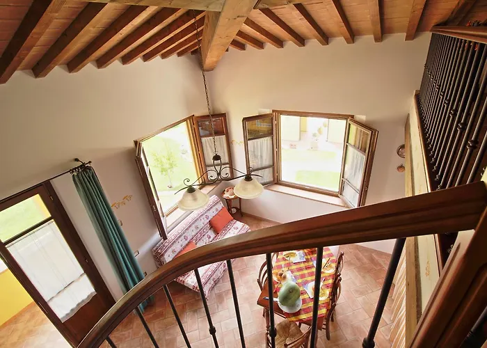 Podere Tre Cipressi מלון דירות קמפיליה מריטימה